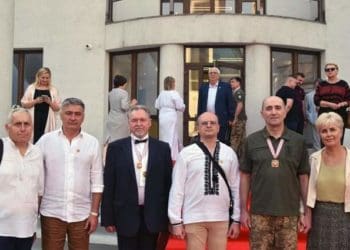 Двох медиків з Тернопільщини нагородили «Орденом Святого Пантелеймона»