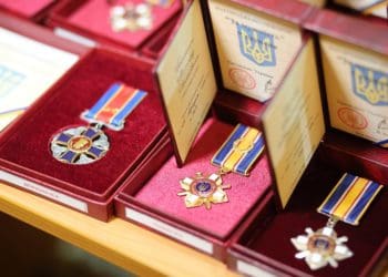 посмертні нагороди військовослужбовцям