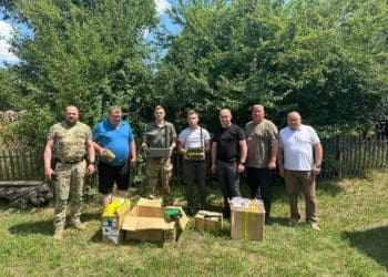 На передовій передали тернопільським тероборонівцям вантажний мікроавтобус, дрони та інше обладнання, – Сергій Надал