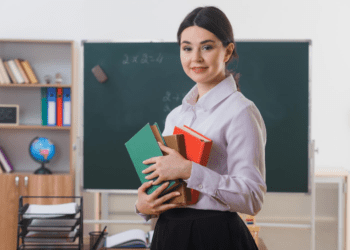 Як вступити на навчання до університету Польщі безкоштовно?