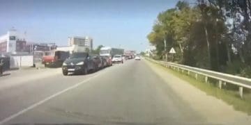 Біля «Подолян» у Тернополі зіткнулись чотири авто