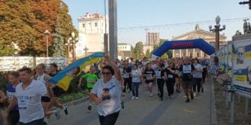 У Тернополі влаштували забіг “Шаную воїнів, біжу за героїв України”