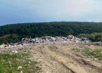 стихійні сміттєзвалища