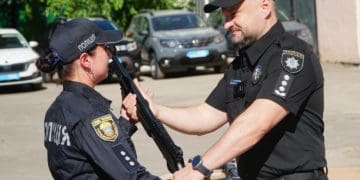 На Тернопільщині 16 поліцейських офіцерів громад приступили до охорони порядку