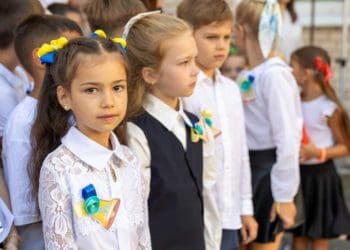 Перший дзвоник пролунав для 103-х тисяч школярів Тернопільщини