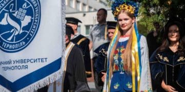 Урочистості до Дня знань відбулися в ЗУНУ