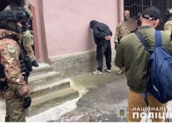 Поліцейські Тернопільщини повідомили про підозру кримінальному авторитету та двом його спільникам
