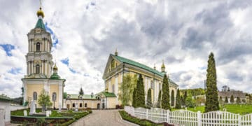 У Кременці під час перевірки на території монастиря раптово померла 42-річна прaцівниця Міністерствa культури