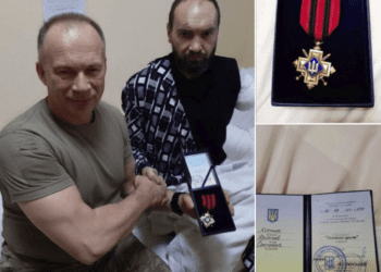 Військовий Ярослав Костюк з Підволочиської громади отримав  “Золотий Хрест” від Сирського