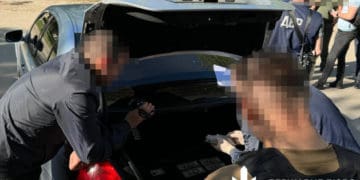 Судитимуть тернопільського правоохоронця за спроби переправити військовозобов’язаних за кордон
