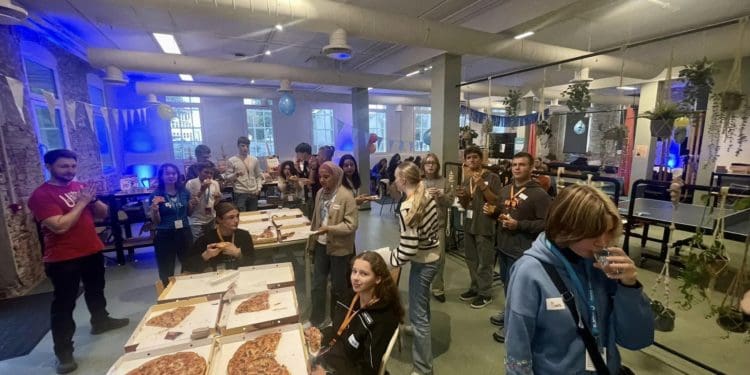 Молодь Копичинців вирушила до Норвегії з культурним обміном