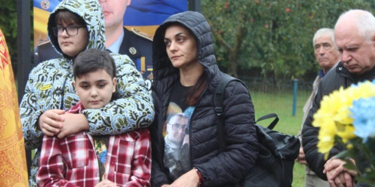 “Щоб ми жили”: на Тернопільщині вшанували загиблих захисників