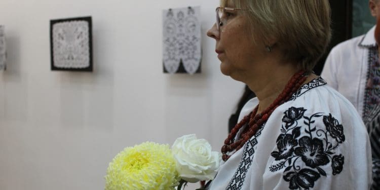 Лемківська спадщина у витинанках: виставка Галини Дудар у Тернопільському музеї