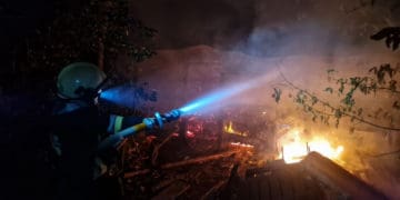 Вогонь знищив будівлю у Байковецькій громаді під Тернополем