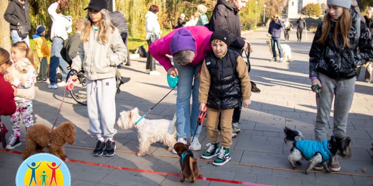 У Тернополі відбувся перший забіг “ВусоЛапоХвіст” з домашніми улюбленцями
