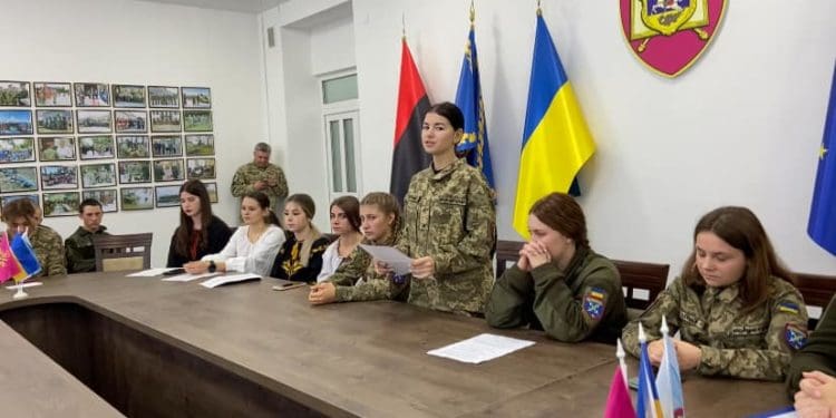 У військовому коледжі Тернополя відбувся патріотичний мовний марафон