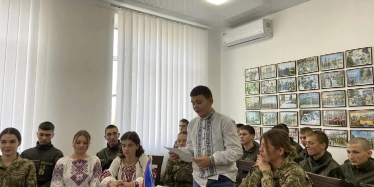 У військовому коледжі Тернополя відбувся патріотичний мовний марафон