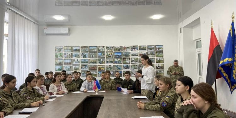 У військовому коледжі Тернополя відбувся патріотичний мовний марафон