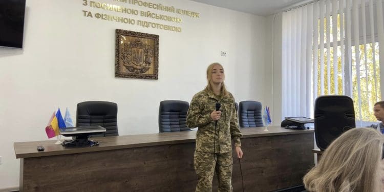 У військовому коледжі Тернополя відбувся патріотичний мовний марафон