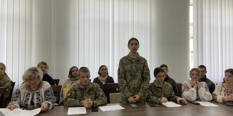 У військовому коледжі Тернополя відбувся патріотичний мовний марафон