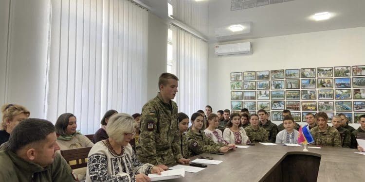 У військовому коледжі Тернополя відбувся патріотичний мовний марафон