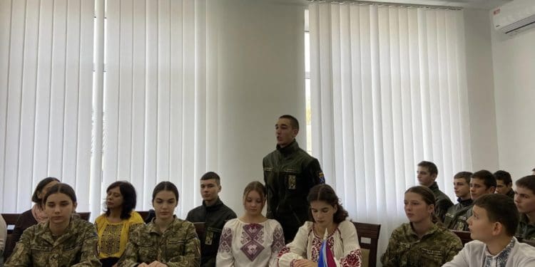 У військовому коледжі Тернополя відбувся патріотичний мовний марафон
