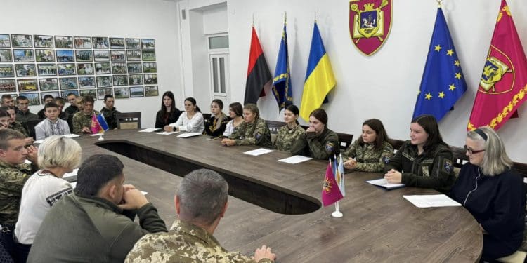 У військовому коледжі Тернополя відбувся патріотичний мовний марафон
