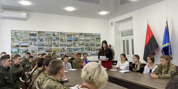 У військовому коледжі Тернополя відбувся патріотичний мовний марафон