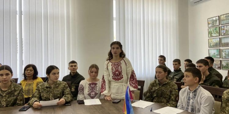У військовому коледжі Тернополя відбувся патріотичний мовний марафон