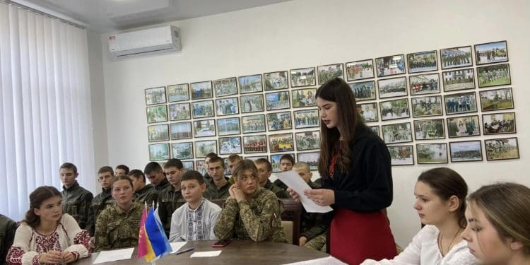 У військовому коледжі Тернополя відбувся патріотичний мовний марафон
