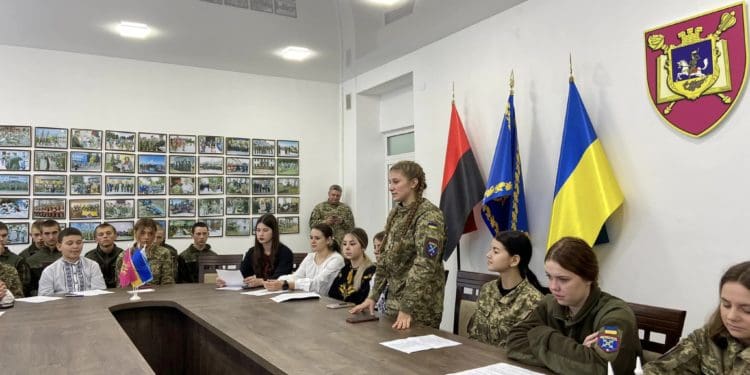 У військовому коледжі Тернополя відбувся патріотичний мовний марафон