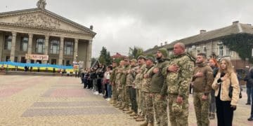 У Тернополі нагородили військових, поліцейських та рятувальників