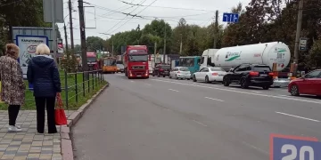 У Тернополі сталися дві ДТП за участю тролейбусів