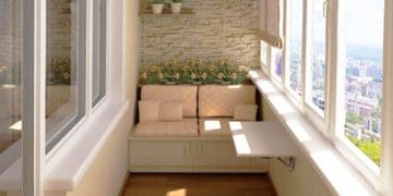 5 переваг заскленого балкона
