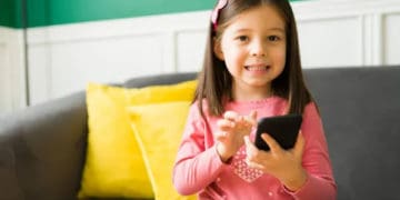 неправдиве повідомлення