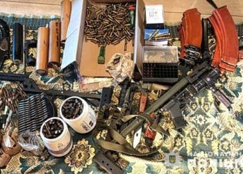 Поліцейські Тернопільщини ліквідували канал надходження трофейної російської зброї у західні регіони України