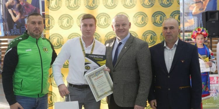 Історичний тріумф збаразького футболу: дві команди стали чемпіонами області