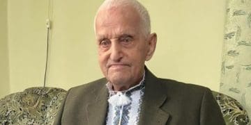 довгожитель