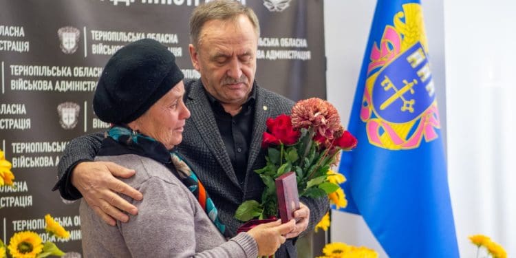 Військовослужбовців з Тернопільщини посмертно нагородили орденами