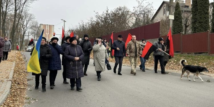 На щиті до рідного дому повернувся воїн з Петриків на Тернопільщині Олександр Лазуренко (фото)