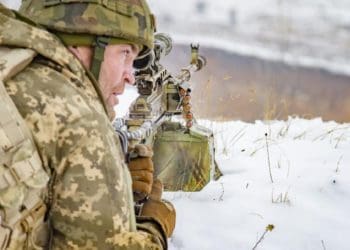 Показали тренування батальйону 105 окремої бригади територіальної оборони на передовій (фото)