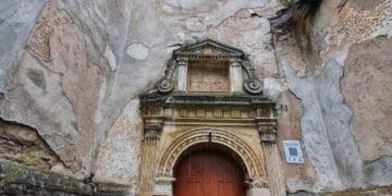 Тернопільщина туристична: Костел Успіння Богородиці у Язлівці – настаріший ренесансний костел в Україні