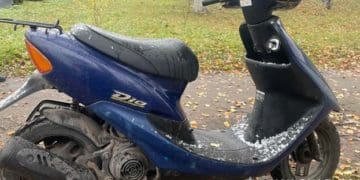 В Кременці порушник ПДР на мопеді пропонував поліцейським хабаря