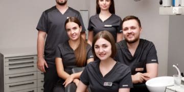 Хто що лікує в стоматології