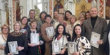 “Боляче за ікони, які наші бійці не встигли дописати…” – іконописець Володимир Шерстій