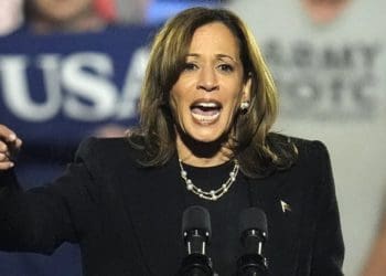 Каміла Гарріс