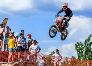 Тернопілький школяр став володарем кубку та чемпіоном Польщі у класі мотоциклів MX85