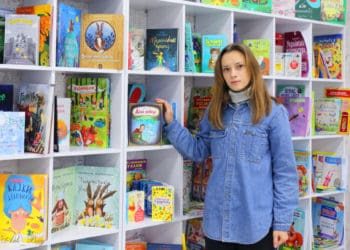 Дружина військового відкрила в Шумську на Тернопільщині книгарню