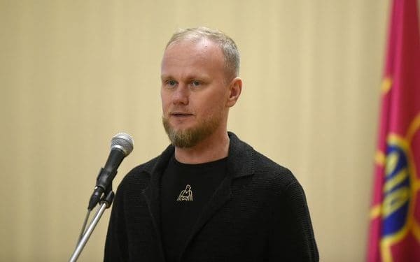 До Дня ракетних військ і артилерії презентовано календар “Лицарі пекельної заграви”