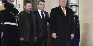 Зеленський розповів про зустріч з Макроном і Трампом